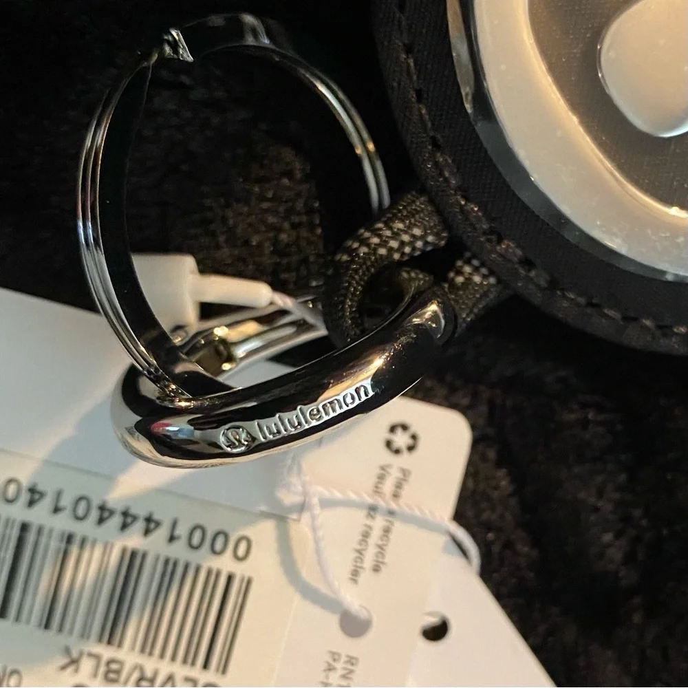 Lululemon Logo Bag Charm & Keychain | Black / Silver - Picture 5 of 10